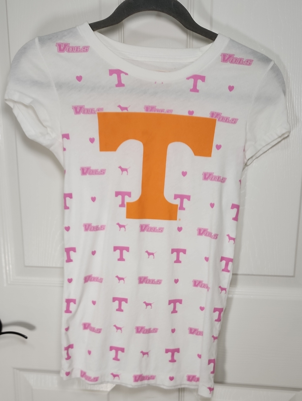 Victoria's Secret PINK White Tee with Pink Label